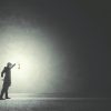 Die Wahrheit kann nur ‚erfahren‘ werden. Der Dokumentarfilm Out of Shadows